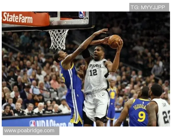 2017年鹈鹕与雷霆激战回顾：一场精彩绝伦的NBA对决与历史瞬间